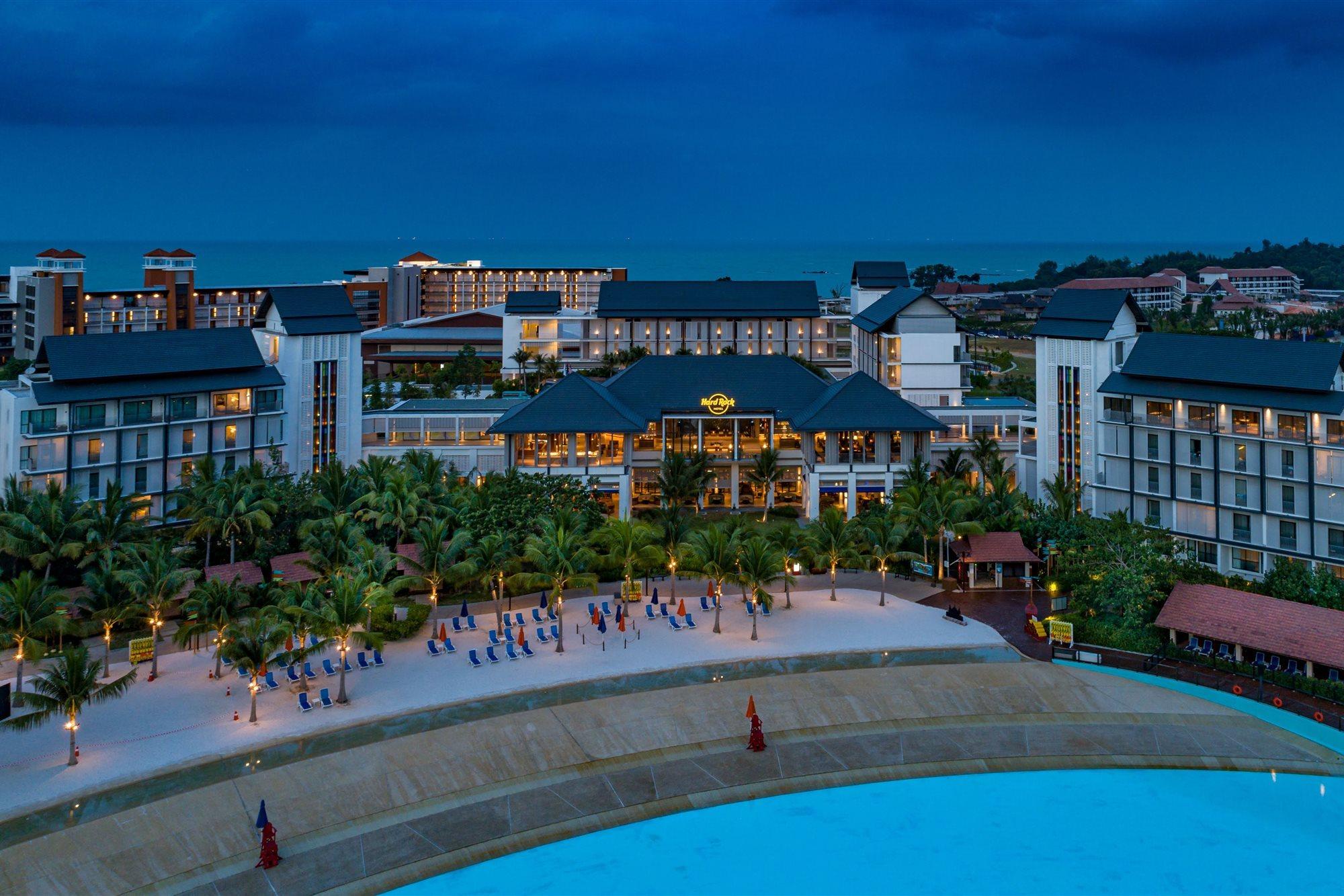 Hard Rock Hotel Desaru Coast מראה חיצוני תמונה The Village