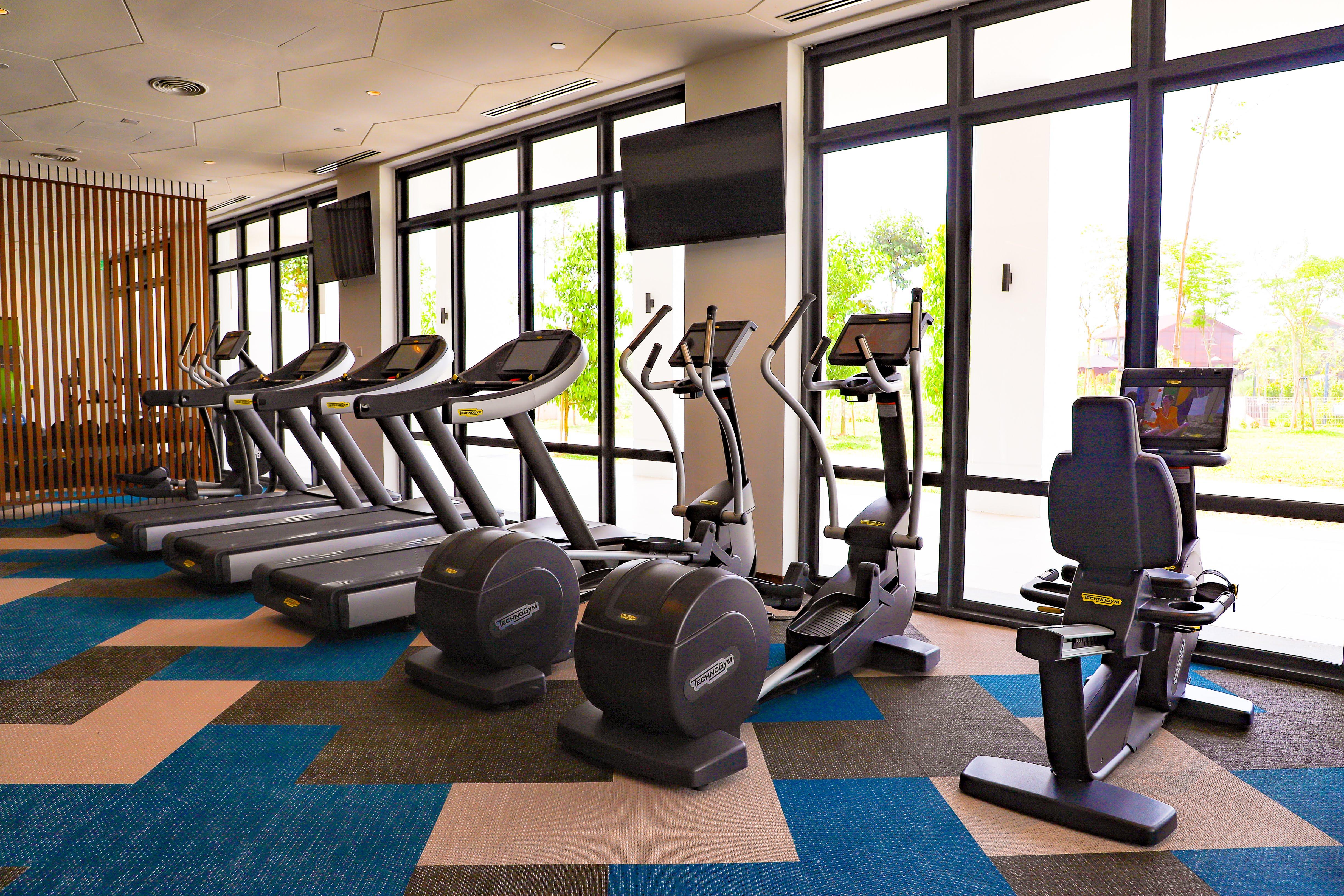 Hard Rock Hotel Desaru Coast מראה חיצוני תמונה The gym at the hotel