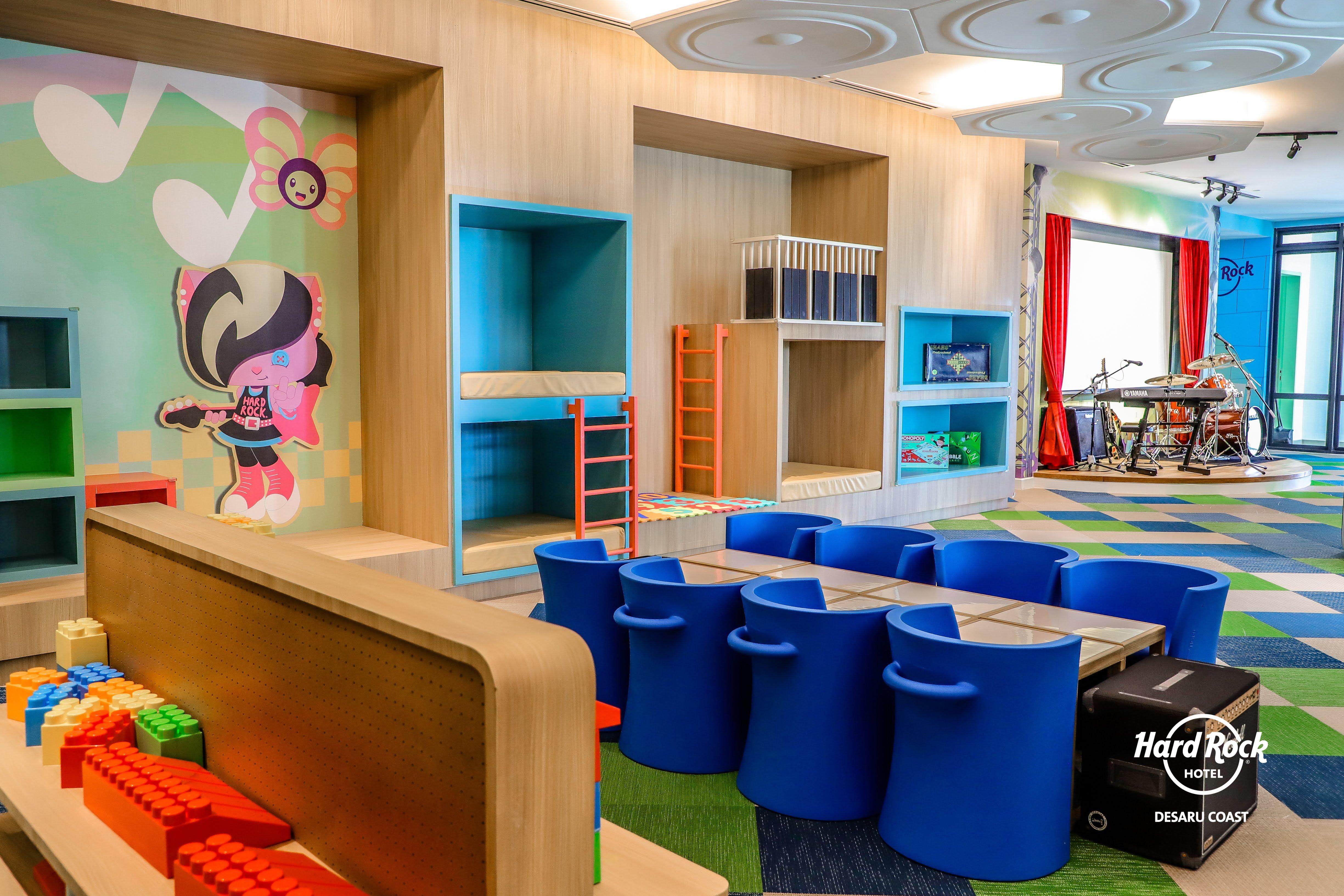 Hard Rock Hotel Desaru Coast מראה חיצוני תמונה The Rock Shop
